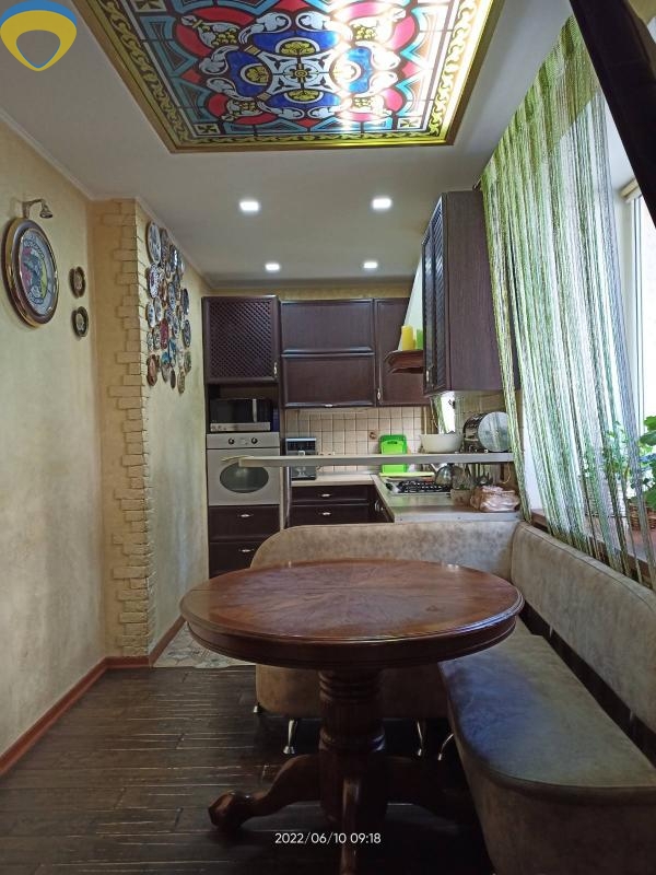 продажа трехкомнатной квартиры номер A-173501 в Приморском районе, фото номер 10